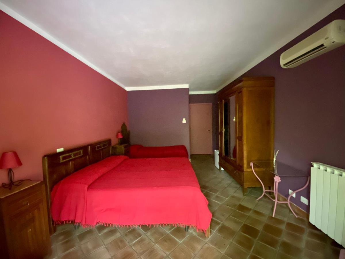 Bed And Breakfast Il Glicine Piedimonte Etneo Exterior foto