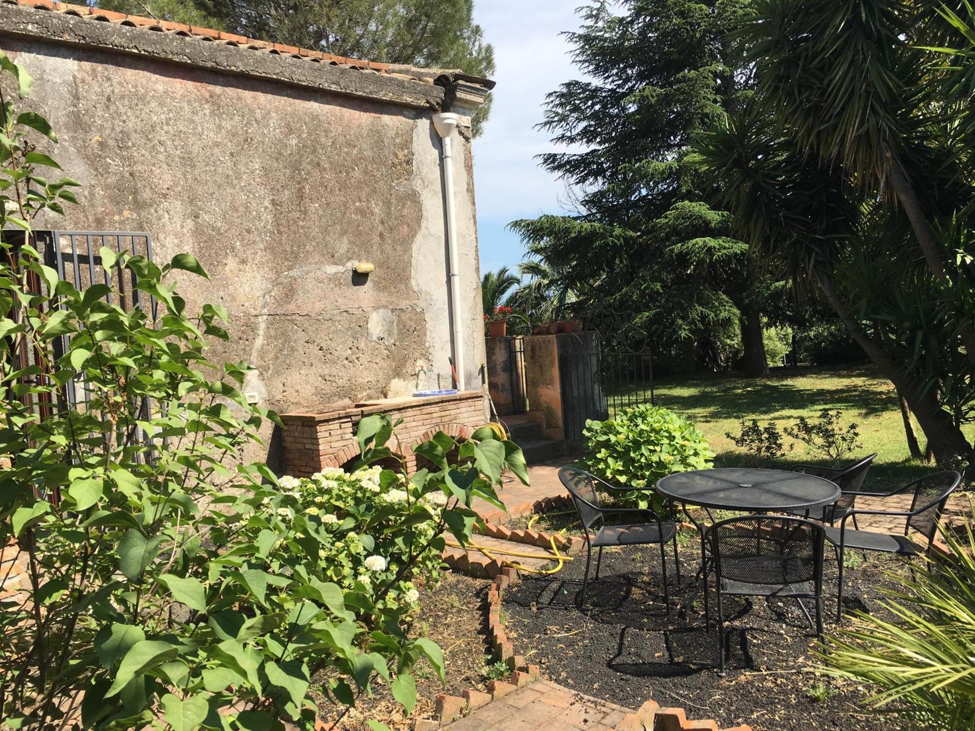 Bed And Breakfast Il Glicine Piedimonte Etneo Habitación foto