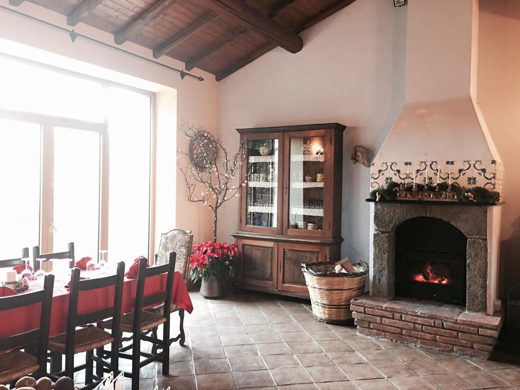 Bed And Breakfast Il Glicine Piedimonte Etneo Exterior foto