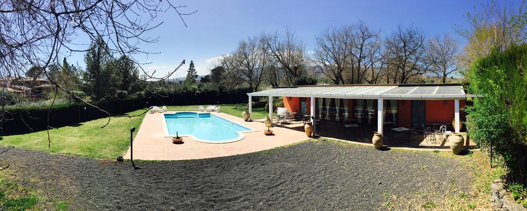 Bed And Breakfast Il Glicine Piedimonte Etneo Exterior foto
